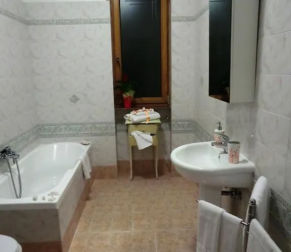 فندق مبيت وإفطار A Casa Di Giordy Castro (Lecce)